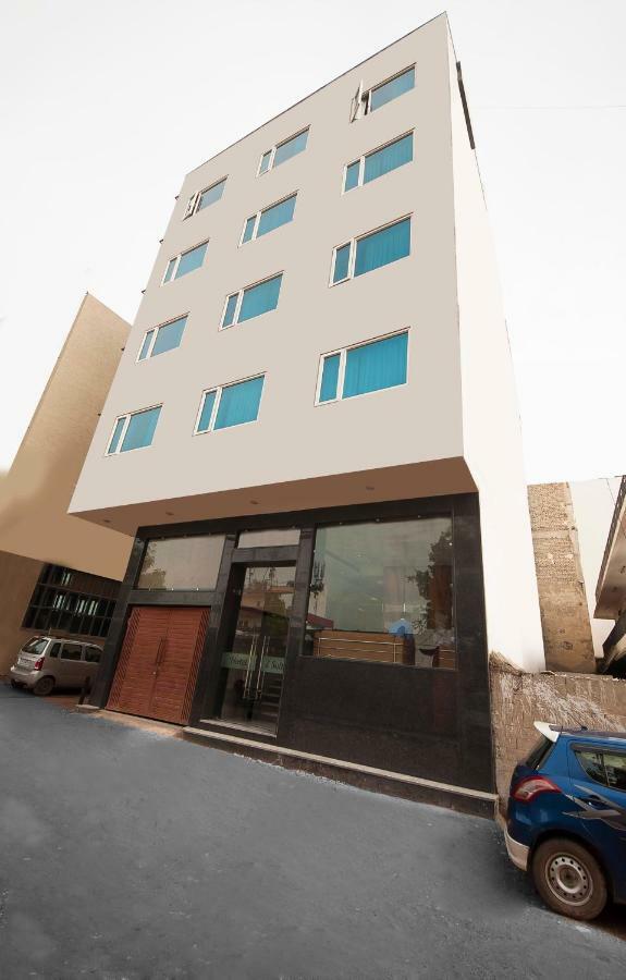 Hotel Z Suites- Delhi Igi Airport ניו דלהי מראה חיצוני תמונה